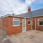 4 Bed In Port Mulgrave Oc-wa302