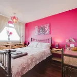 4 Bed In Port Mulgrave Oc-wa302