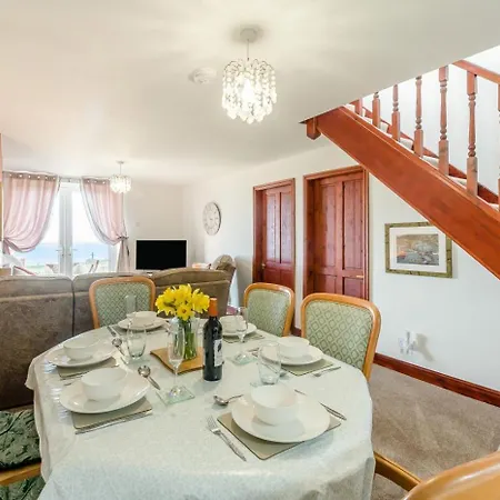 Vakantiehuis 4 Bed In Port Mulgrave Oc-wa302