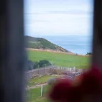 4 Bed In Port Mulgrave Oc-wa302 *