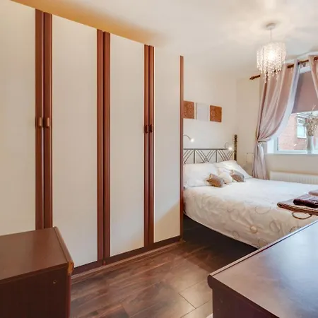 4 Bed In Port Mulgrave Oc-wa302 *
