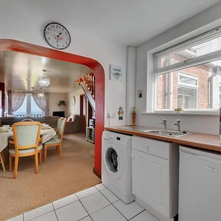 4 Bed In Port Mulgrave Oc-wa302 * Hinderwell